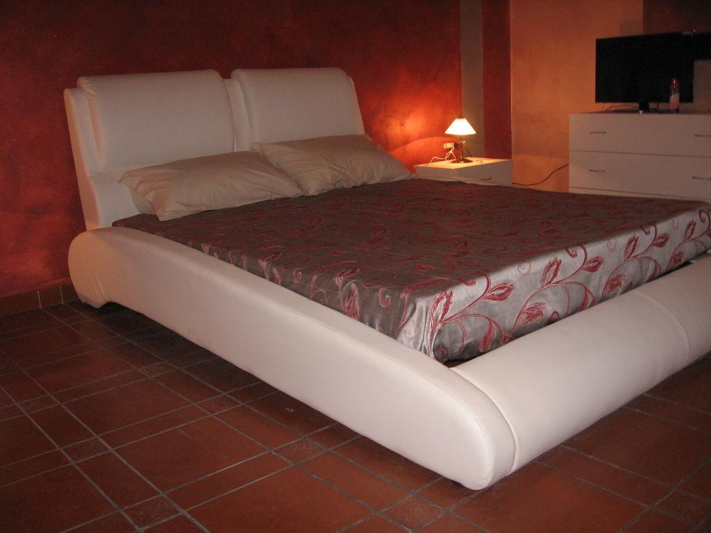 Golden Dreams Bed and Breakfast Bari Kamer foto