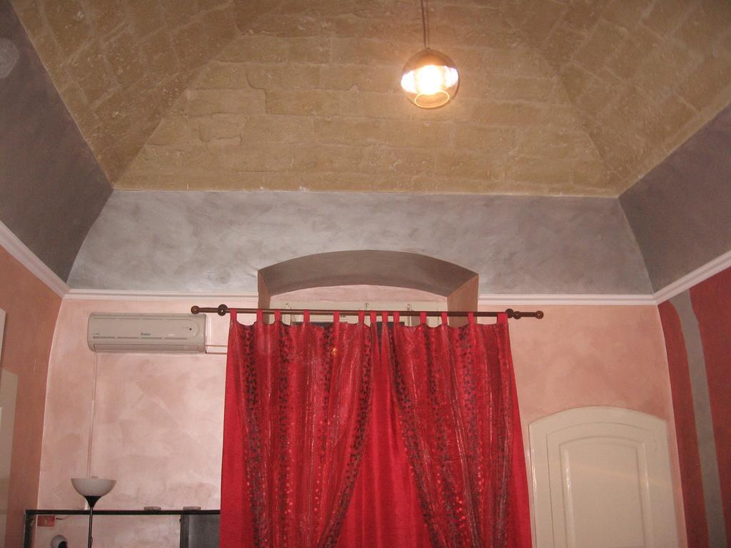 Golden Dreams Bed and Breakfast Bari Kamer foto